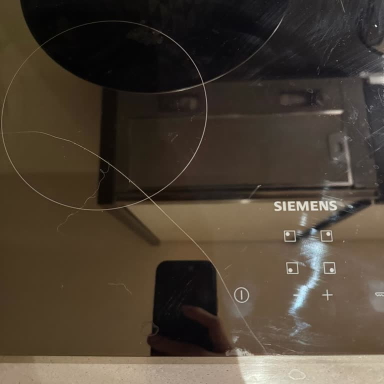 Siemens Cam Ocak Çatlağına Farklı Fiyatlandırma Ve Tutarsız Hizmet