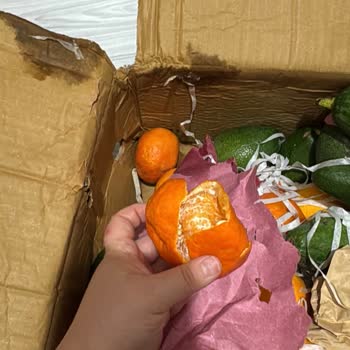 Yurtiçi Kargo İle Gelen Koli Yan Tarafından Patlamış Durumdaydı