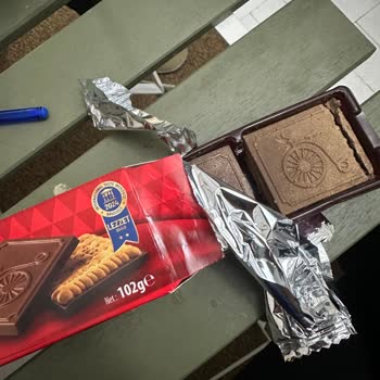 Şok Marketler'den Aldığım Çikolata Bozuk Çıktı