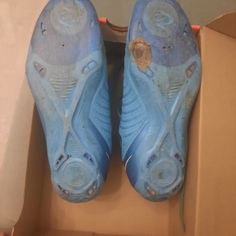 Çocuğumun Kramponunun 3 Ayda Erimesi Ve Nike Mağazasının Olumsuz Dönüşü Hayal Kırıklığı