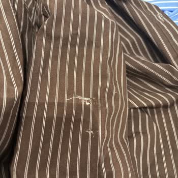 Kurumsal Fatura Nedeniyle Defolu Gömleklerin Değişimi Reddedildi, Mağdur Oldum