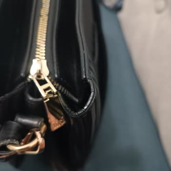 Kısa Sürede Yıpranan Çanta Ve Yetersiz Müşteri Hizmeti