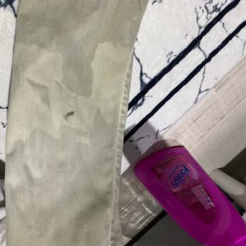 Leke Çıkarıcı Pantolonumda Kalıcı Renk Solmasına Neden Oldu, Mağduriyet Yaşadım