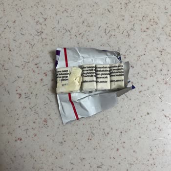 Ambalajsız Ve Yapışık Sakızlar Hijyen Endişesi Yarattı