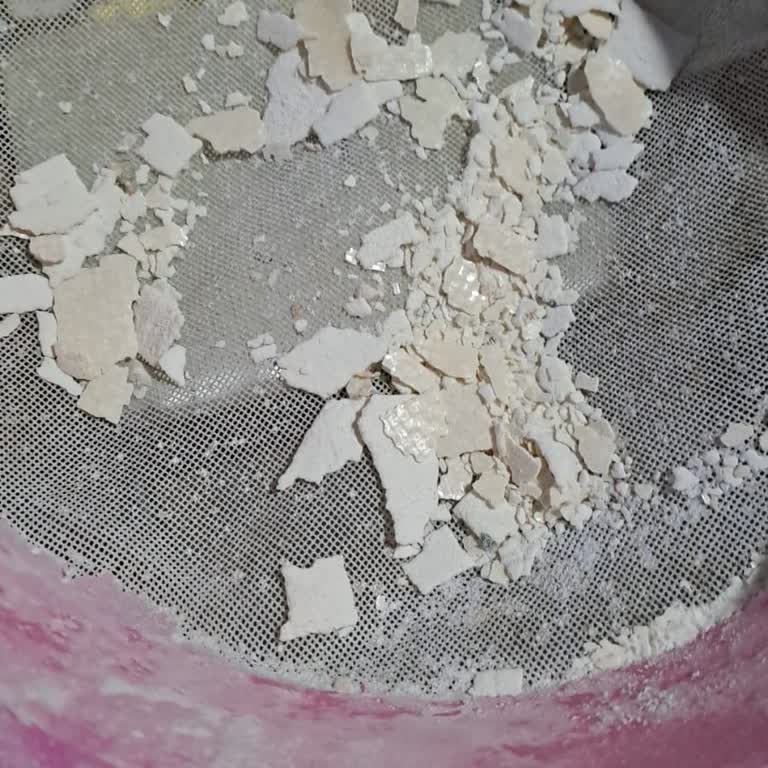 Son Kullanma Tarihi Geçmemiş Un Taş Gibi Çıktı, Sağlık Ve Güven Sorunu!