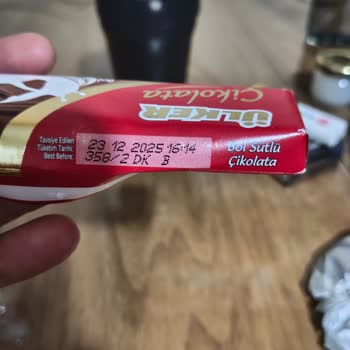 Ülker Son Kullanma Tarihi Geçmemiş Çikolatanın Bozulmuş Çıkması Endişe Yarattı