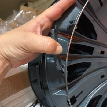 Kırık Teslimat Ve Müşteri Hizmetlerine Ulaşılamıyor