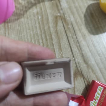 Son Kullanma Tarihi Geçmemiş Ülker Çikolatanın Bozuk Çıkması Endişe Yarattı