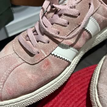 Kısa Sürede Solan Ayakkabı İçin Değişim Talebim Reddedildi