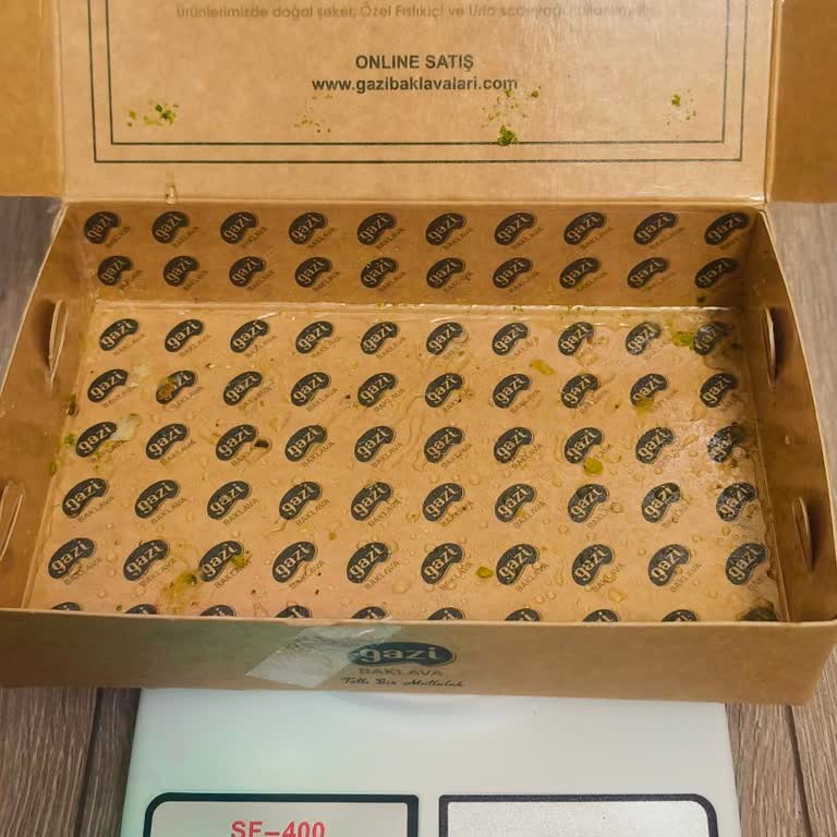 Gazi Baklavaları Kutu Darasını Düşmüyor