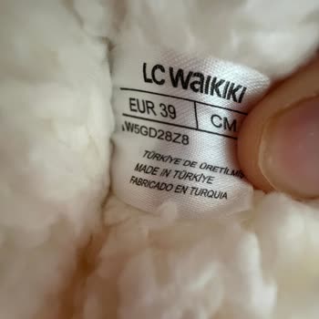 Görseldeki Ürünle Gönderilen Ev Ayakkabısı Farklı Çıktı