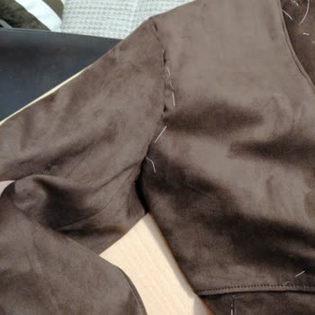 Trençkot Kalıbında Beden Uyumsuzluğu Nedeniyle Zaman Ve Kumaş Kaybı Yaşadım