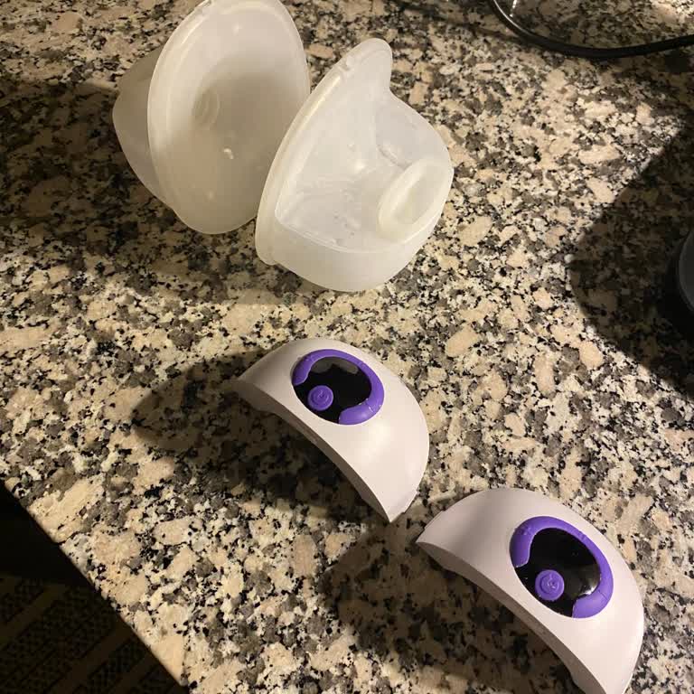 Süt Sağma Makinesi Sızıntı Ve Çekim Gücü Sorunu İkiz Bebeklerimi Mağdur Ediyor