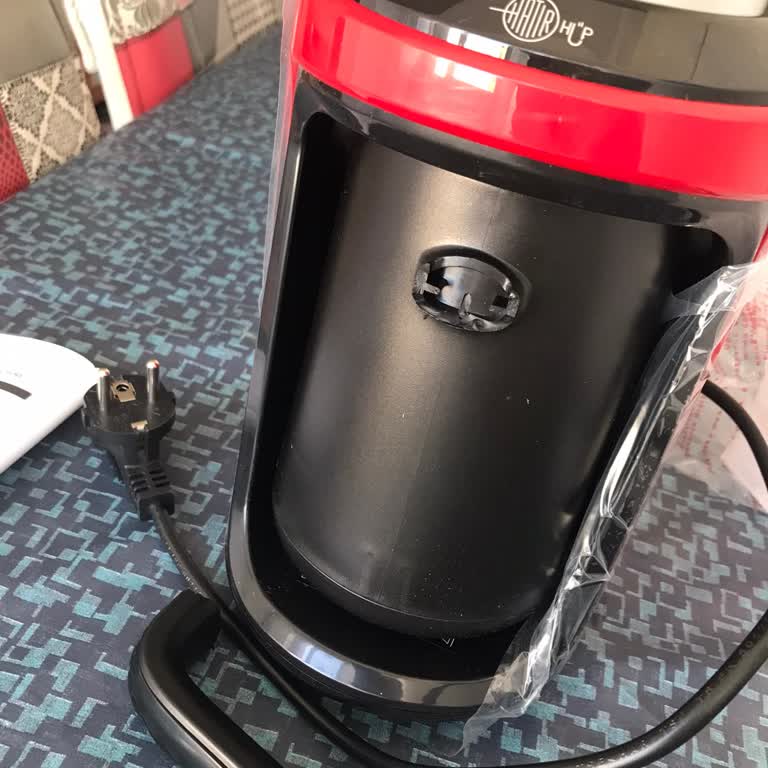 Kahve Makinesi İade Talebim Reddedildi, Kırık Fincan İçin Çözüm Sunulmadı