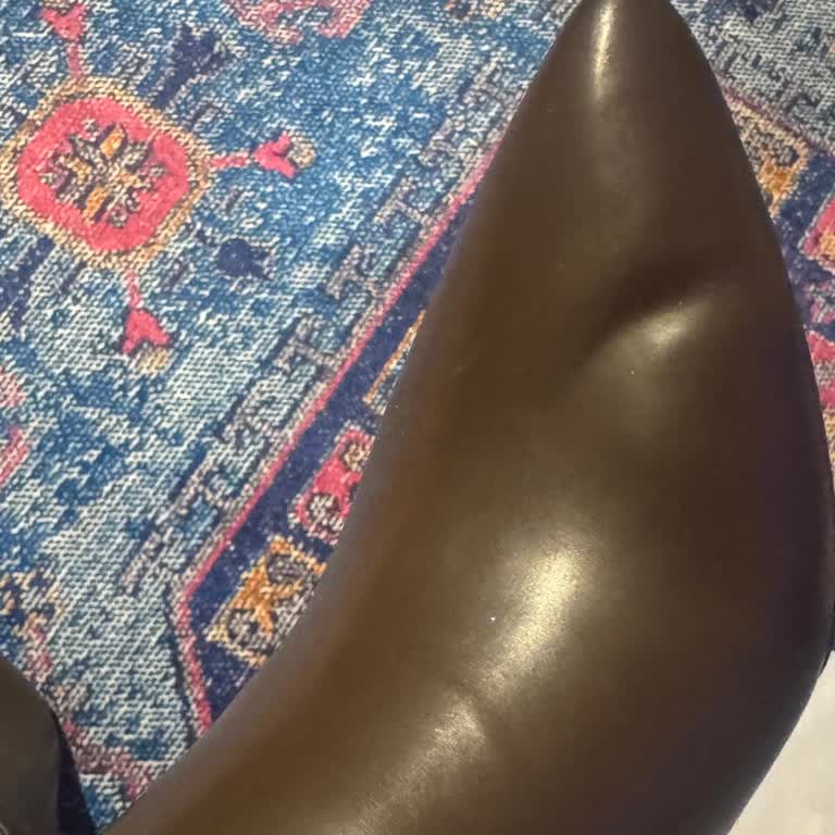 Aldığım Ayakkabılar Hem Kusurlu Hem Değişim İçin Ücret İstediler