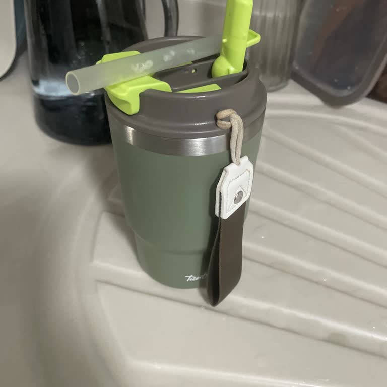 Sıcak İçeceklerde Patlayan Termos Güvenlik Endişesi Yarattı