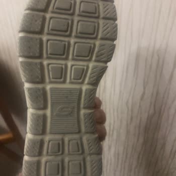 Ayakkabıda Sürekli Elektriklenme Ve Yetersiz Müşteri Desteği