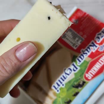 Altınkılıç Kaşar Peynirinde Yabancı Cisim Şoku Yaşadık