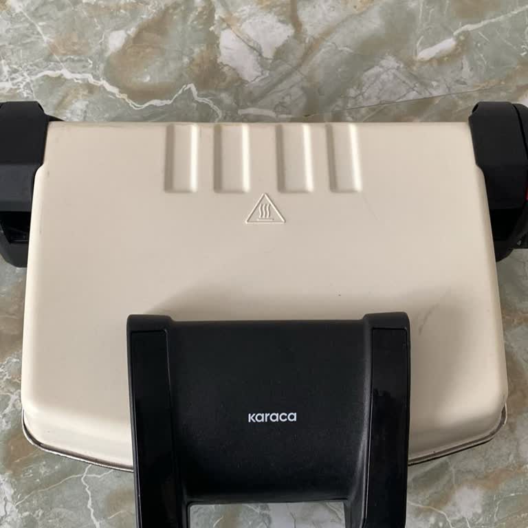 Yeni Alınan Tost Makinesi Sürekli Arızalanıyor, Mağduriyet Yaşıyoruz