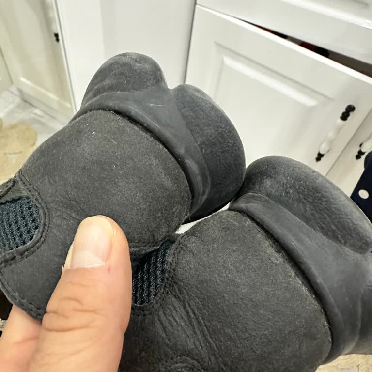 Kısa Sürede Açılan Ayakkabı İçin Değişim Talebi Ve Garanti İncelemesi Sonucuna İtiraz