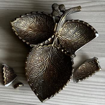 Kırık Gelen Tepsi Ve Çözümsüz Müşteri Hizmetleri Mağduriyeti