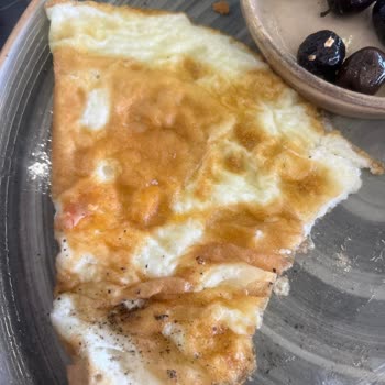 Diva Pastaneleri Yanmış Ürüne Rağmen Saygısızlık Yaptılar