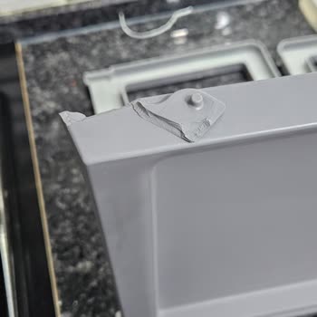 Antalya IKEA’dan Alınan Yatak Masası Kırık Çıktı Değişim Reddedildi