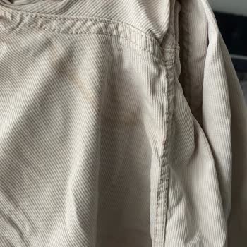 Yeni Alınan Gömlekte Çıkmayan Ter Lekeleri Hayal Kırıklığı Yarattı