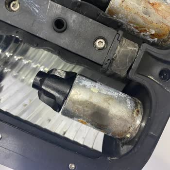 Media Markt Yeni Alınan Süpürgede Sürekli Arıza Ve Yetersiz Servis Hizmeti