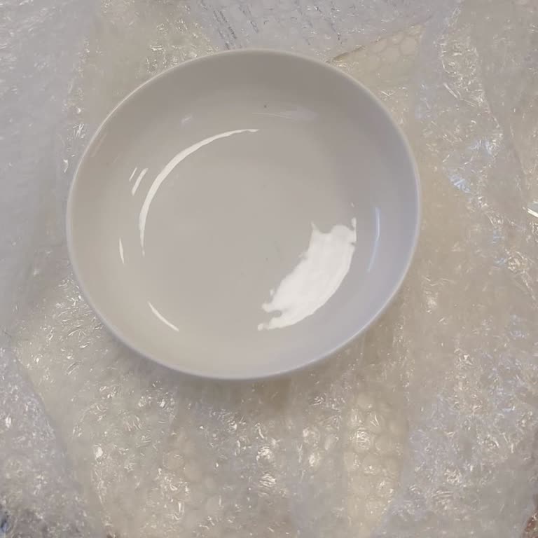 Kırık Ürün Teslimatı Ve İlgisiz Müşteri Hizmetleri