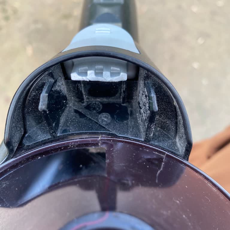 Bosch Unlimited 6 Süpürgede Sürekli Kırılan Parçalar Ve Yüksek Yedek Parça Ücretleri