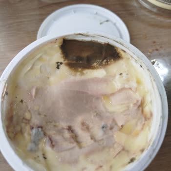 Son Kullanma Tarihi Uygun Olmasına Rağmen Krem Peynir Hızla Bozuldu