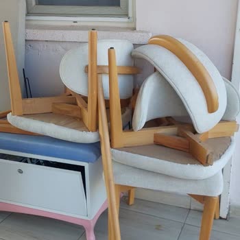 Aldığımız Sandalyeler Kısa Sürede Bozuldu İlgisizlik Ve Sorumluluk Reddiyle Mağdur Olduk