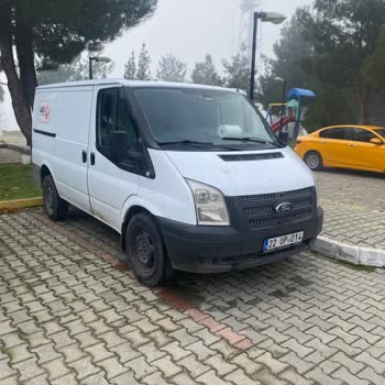 Hastane Otoparkında Aras Kargo Aracı Nedeniyle Yaşanan Park Sorunu