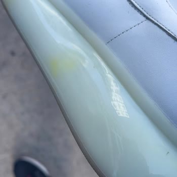 Hotiç Ayakkabı Kısa Sürede Sararan Ayakkabı Ve Çelişkili Garanti Süreci