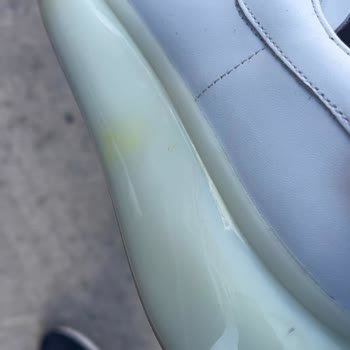 Hotiç Ayakkabı Kısa Sürede Sararan Ayakkabı Ve Çelişkili Garanti Süreci