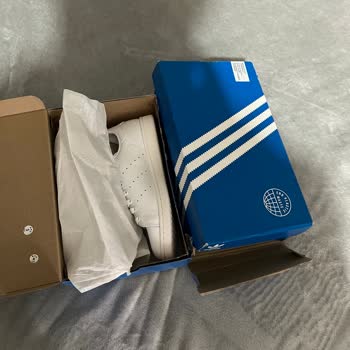 Adidas Yanlış Numara Ayakkabı Gönderdi, Çözüm İçin Müşteri Uğraşıyor