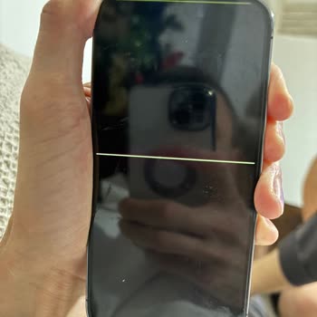 İkinci El İphone 14 Pro İlk Kullanımda Ekran Arızası Ve Haksız Ücret Talebi