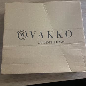 Vakko’dan Hediye Olarak Aldığım Eşarp Özensiz Ve Kutusu Yıpranmış Şekilde Teslim Edildi