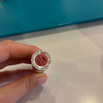 Gratis’ten Aldığım Ruj Saniyeler İçinde Bozuldu, Değişim Talebim Reddedildi