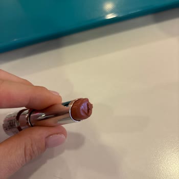 Gratis’ten Aldığım Ruj Saniyeler İçinde Bozuldu, Değişim Talebim Reddedildi