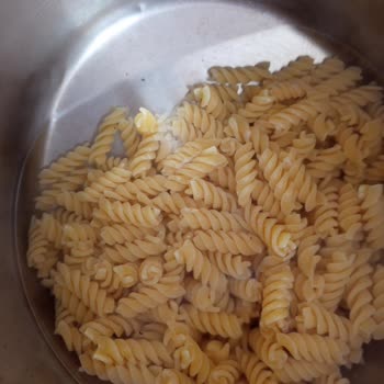 Filiz Makarna İçinden Böcek Çıktı Markadan İki Aydır Dönüş Alamadım