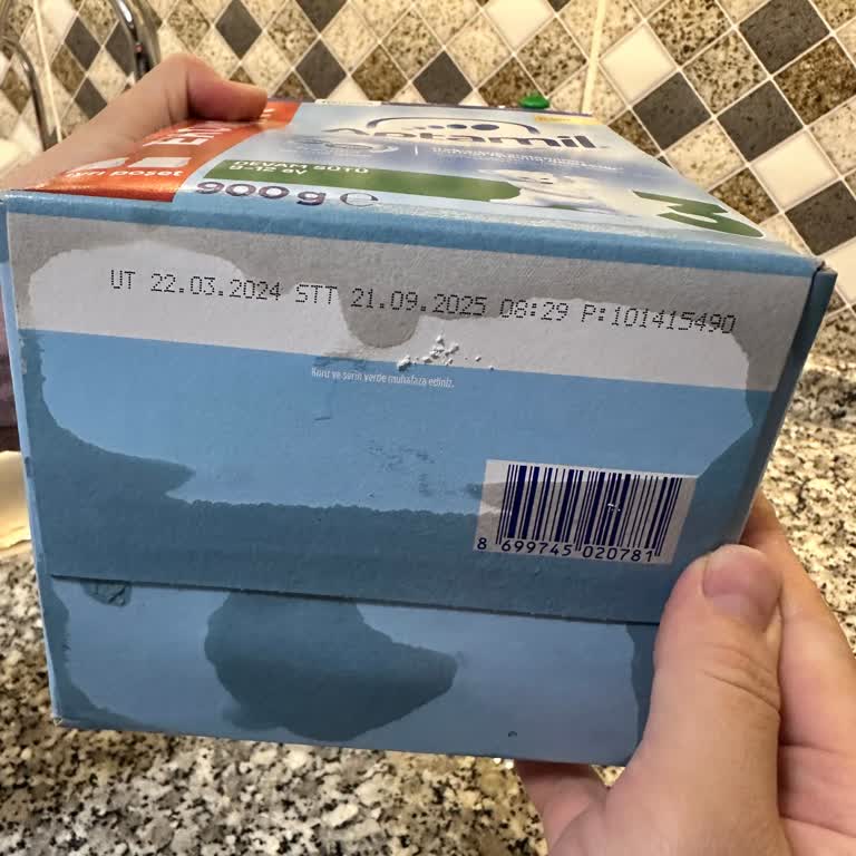 Son Kullanma Tarihi Geçmiş Mama Satışıyla Sağlığımız Tehlikeye Atıldı