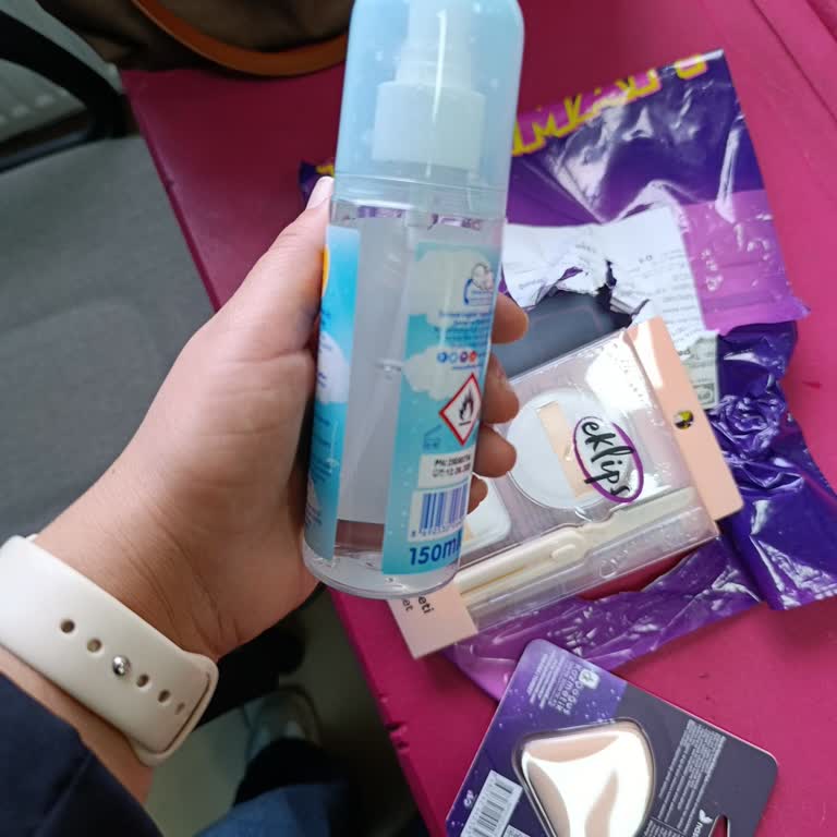 Gratis Siparişimde Uni Baby Ürünü Dökülmüş Ve Kullanılamaz Halde Geldi