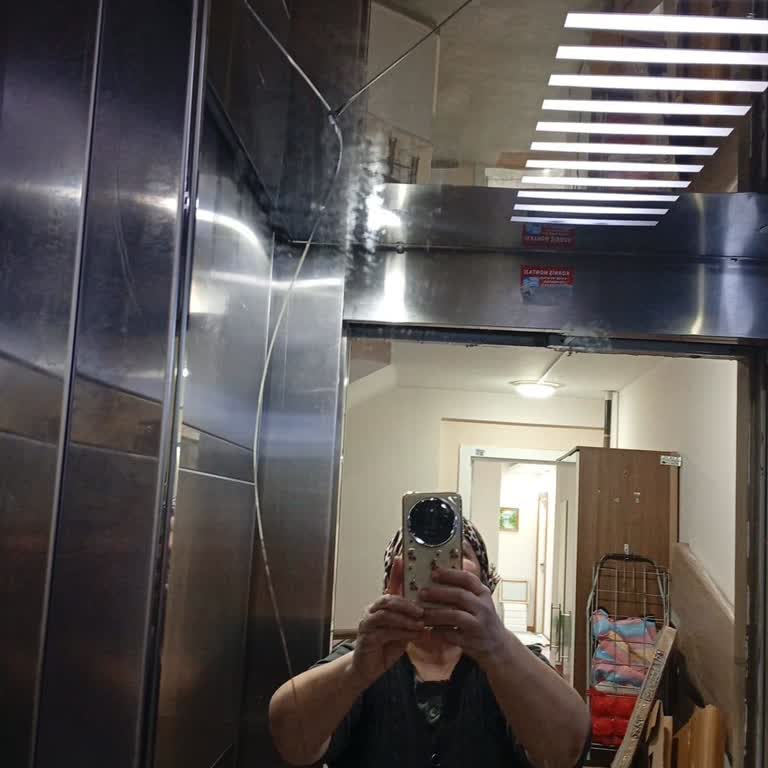 Teslimatta Kırılan Aynaya Rağmen Sorumluluk Alınmadı, Mağdur Edildim