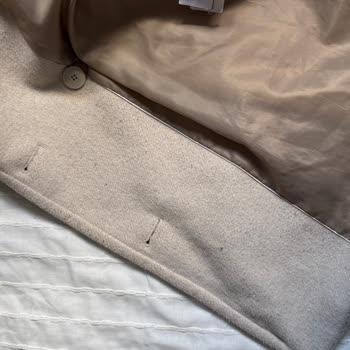 Kısa Sürede Tüylenen Ve Yırtılan Mango Kaban İçin Değişim Talebim Reddedildi