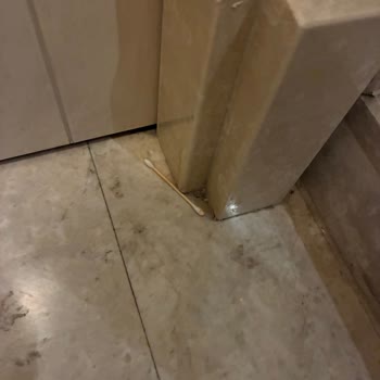 Titanic Otel Kartal'da Yetersiz Temizlik Ve İlgisiz Personel Deneyimi