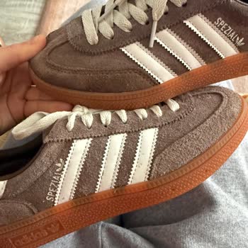 Görselden Farklı Ve Kusurlu Ayakkabı Gönderildi, İade Talebim Reddedildi