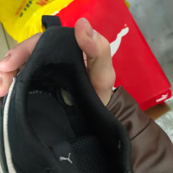 Kısa Sürede Açılan Ayakkabıya FLO'dan Yetersiz Destek!