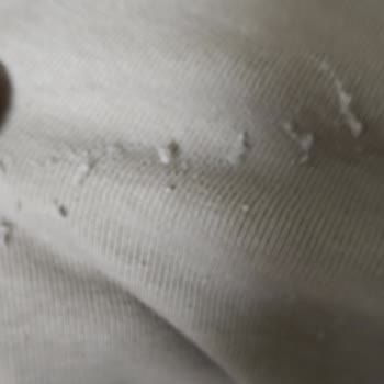 İlk Giyimde Yoğun Pamukçuklanan Triko Kazak İçin Değişim Talebi Ve Geri Dönüş Sorunu